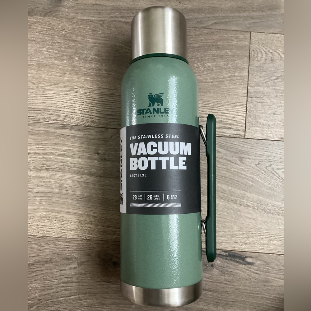 Stanley Stainless Steel Vacuum Water Bottle 1.4QT About 44OZ